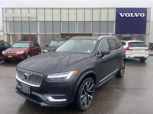 2022 Volvo XC90 Recharge Plug-In Hybrid T8 Inscription Expression 7 Passenger