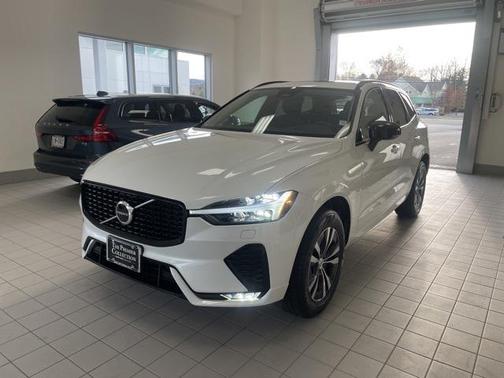 2025 Volvo XC60 B5 Core