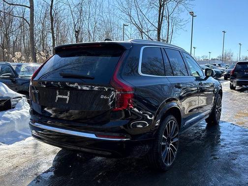 2026 Volvo XC90 Plus, B6 AWD Gas (mild hybrid), Gasoline, Bright, 7 Seats