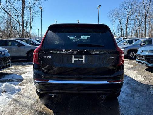 2026 Volvo XC90 Plus, B6 AWD Gas (mild hybrid), Gasoline, Bright, 7 Seats