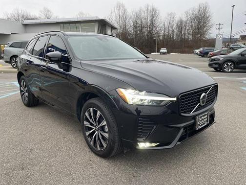 2025 Volvo XC60 B5 Plus