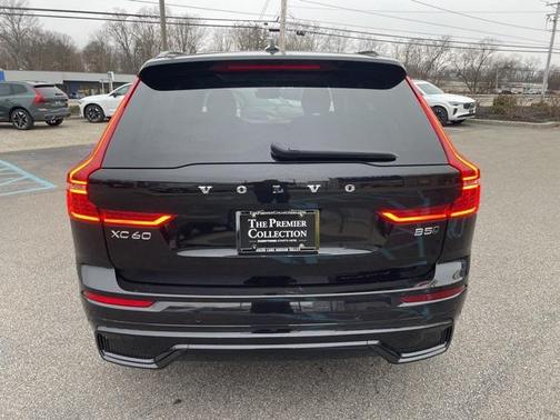 2025 Volvo XC60 B5 Plus