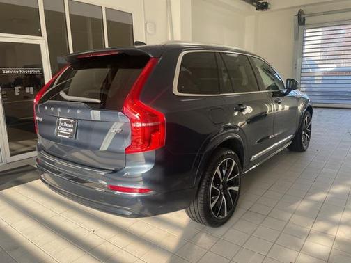 2024 Volvo XC90 B5 Plus Bright Theme
