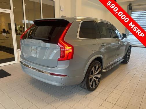 2024 Volvo XC90 Recharge Plug-In Hybrid T8 Ultimate Bright Theme 7-Seater