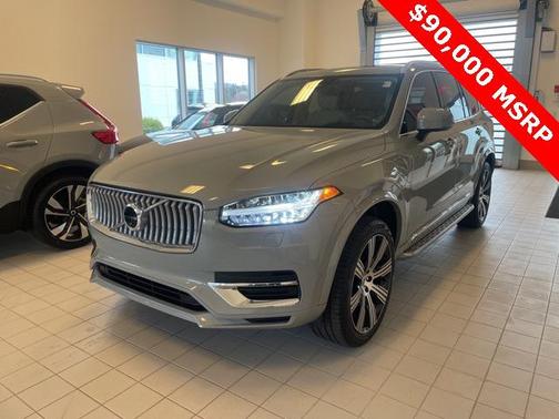2024 Volvo XC90 Recharge Plug-In Hybrid T8 Ultimate Bright Theme 7-Seater