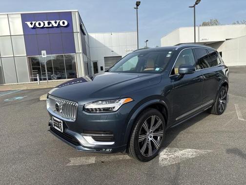 2023 Volvo XC90 B6 Ultimate 7-Seater