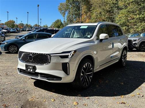 2026 Volvo XC90 B6 Ultra 7-Seater