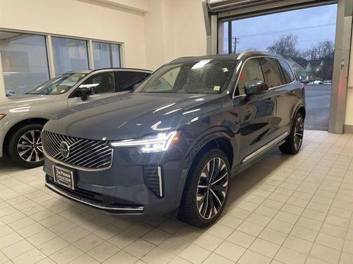 2026 Volvo XC90 Plus, B6 AWD Gas (mild hybrid), Gasoline, Bright, 7 Seats
