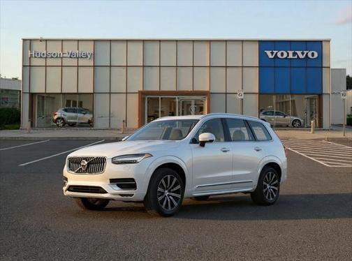 2025 Volvo XC90 Plug-In Hybrid T8 Ultra 7-Seater