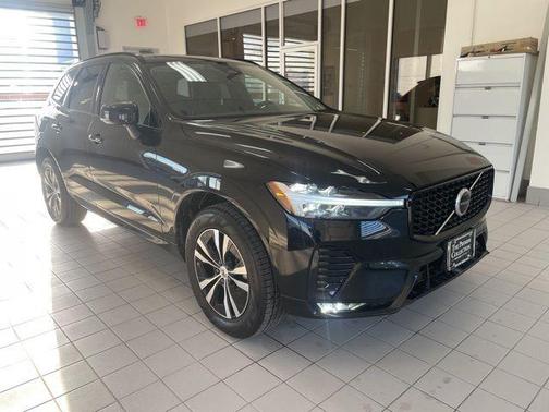 2025 Volvo XC60 B5 Core