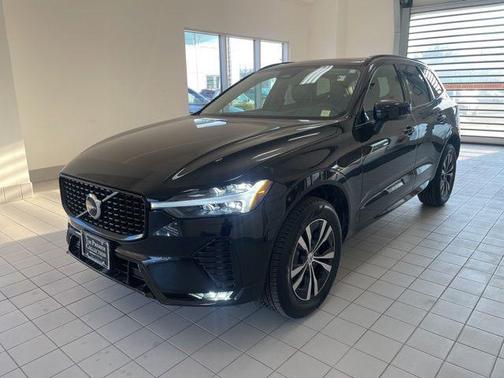 2025 Volvo XC60 B5 Core