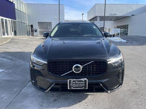 2025 Volvo XC60 B5 Plus