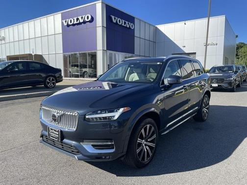 2023 Volvo XC90 B6 Plus 7-Seater
