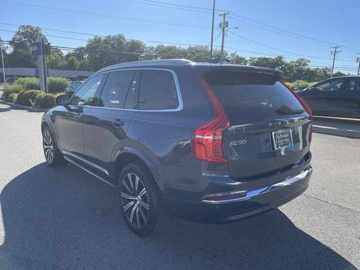 2023 Volvo XC90 B6 Plus 7-Seater