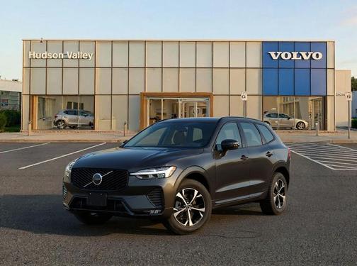 2026 Volvo XC60 B5 Plus