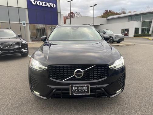 2025 Volvo XC60 B5 Core