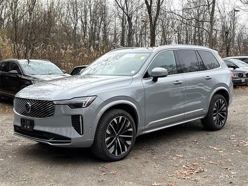 2026 Volvo XC90 B6 Plus 7-Seater