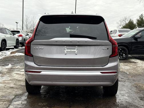 2026 Volvo XC90 B6 Plus 7-Seater