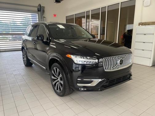 2024 Volvo XC90 B5 Core Bright Theme