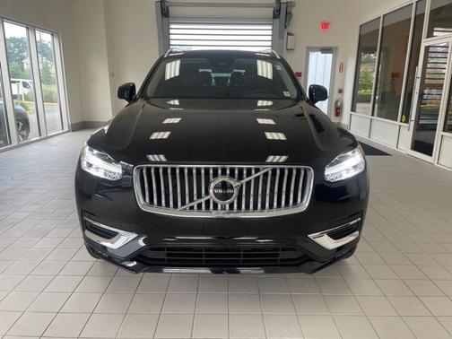 2024 Volvo XC90 B5 Core Bright Theme
