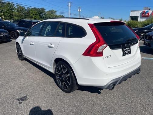 2018 Volvo V60 T5 Dynamic
