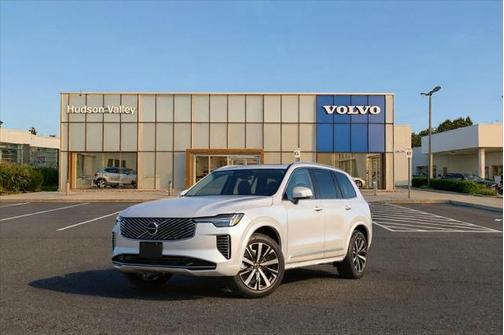2026 Volvo XC90 B6 Ultra Dark Theme 6-Seater
