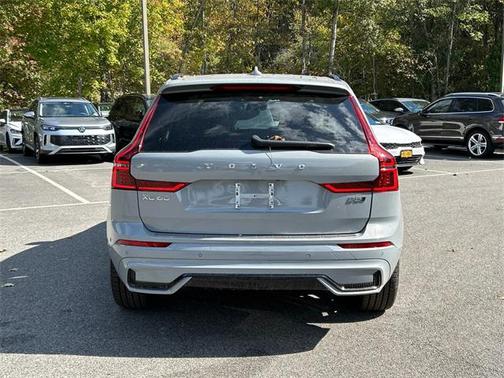 2026 Volvo XC60 B5 Ultra