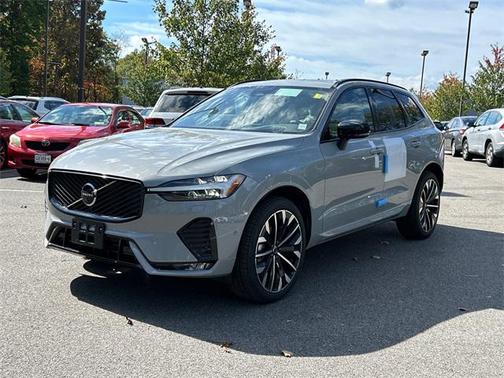 2026 Volvo XC60 B5 Ultra