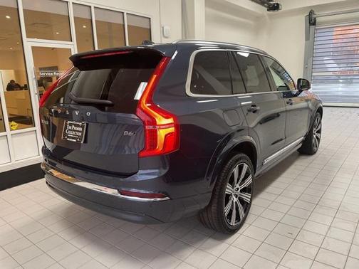 2024 Volvo XC90 B6 Ultimate Bright Theme 6-Seater