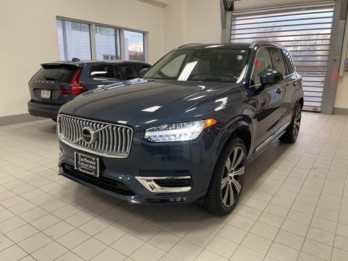 2024 Volvo XC90 B6 Ultimate Bright Theme 6-Seater