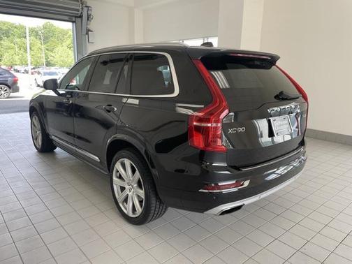 2019 Volvo XC90 T6 Inscription