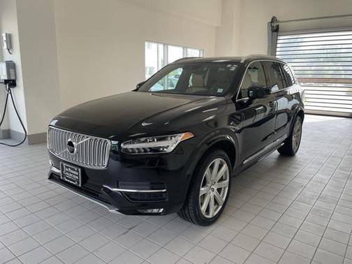 2019 Volvo XC90 T6 Inscription