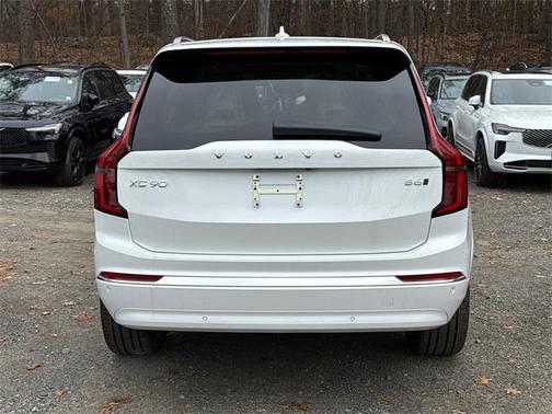 2026 Volvo XC90 B6 Ultra 7-Seater