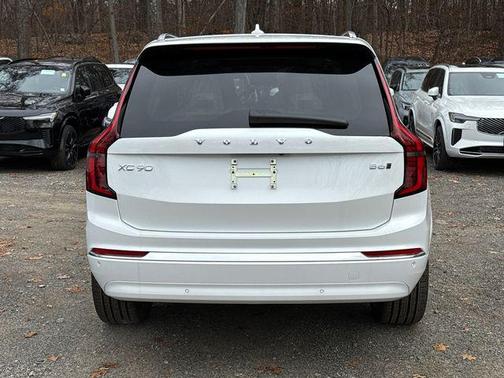 2026 Volvo XC90 B6 Ultra 7-Seater
