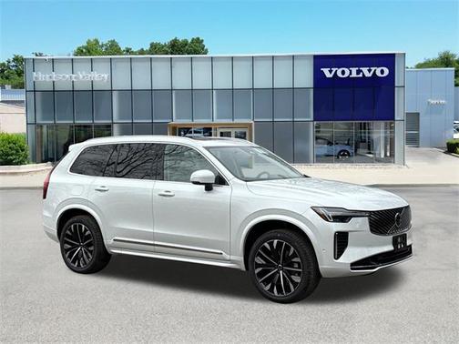 2026 Volvo XC90 B6 Ultra 7-Seater