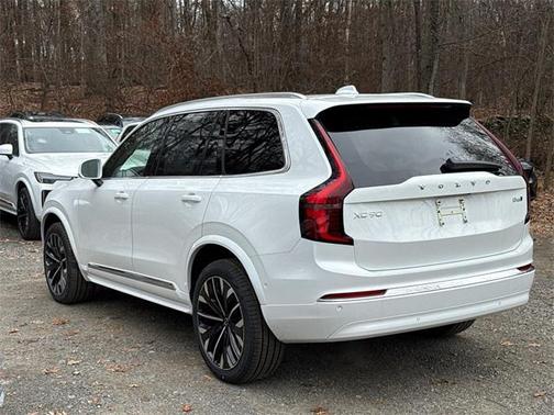 2026 Volvo XC90 B6 Ultra 7-Seater