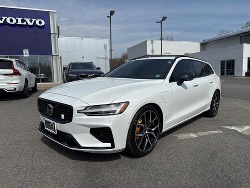 2023 Volvo V60 Recharge Plug-In Hybrid Polestar