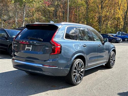 2026 Volvo XC90 B6 Plus 7-Seater