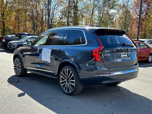 2026 Volvo XC90 B6 Plus 7-Seater