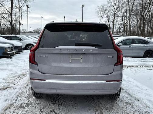 2026 Volvo XC90 Plus, B5 AWD Gas (mild hybrid), Gasoline, Bright, 7 Seats