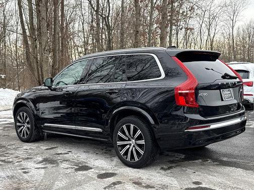 2024 Volvo XC90 B6 Plus Bright Theme 7-Seater