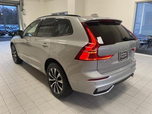 2025 Volvo XC60 B5 Plus