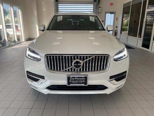 2023 Volvo XC90 B6 Plus 7-Seater