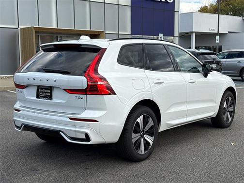 2025 Volvo XC60 Plug-In Hybrid T8 Core
