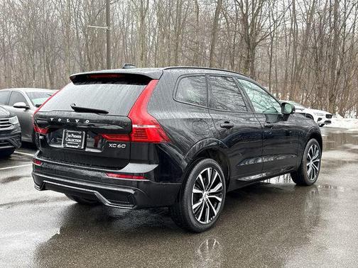 2025 Volvo XC60 B5 Plus