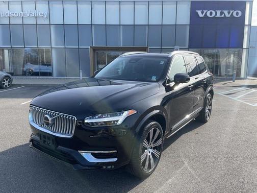 2023 Volvo XC90 B6 Ultimate 7-Seater