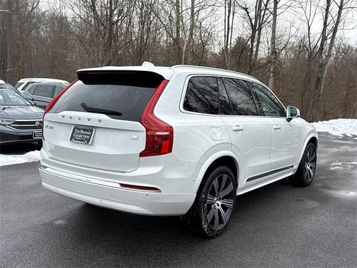 2024 Volvo XC90 Recharge Plug-In Hybrid T8 Plus Bright Theme 7-Seater