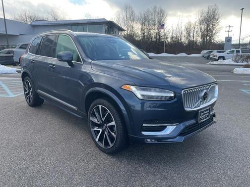 2024 Volvo XC90 B6 Plus Bright Theme 6-Seater