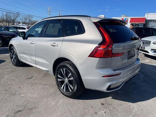 2025 Volvo XC60 B5 Core