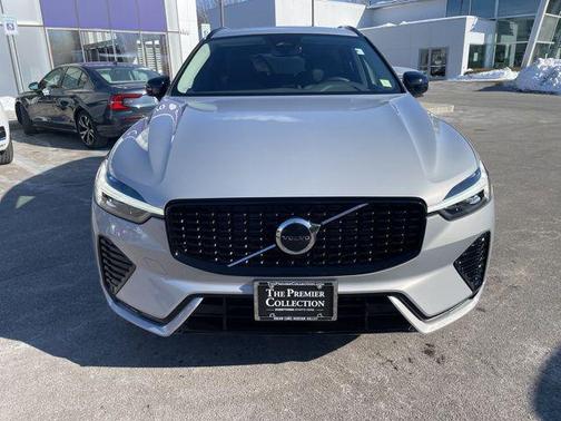 2025 Volvo XC60 B5 Core